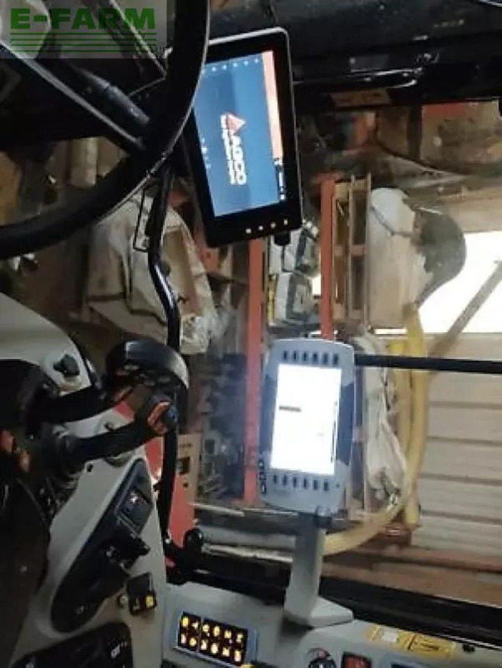 Massey Ferguson 7720s - Farm tractor: picture 3 Massey Ferguson 7720s - Farm tractor: picture 3