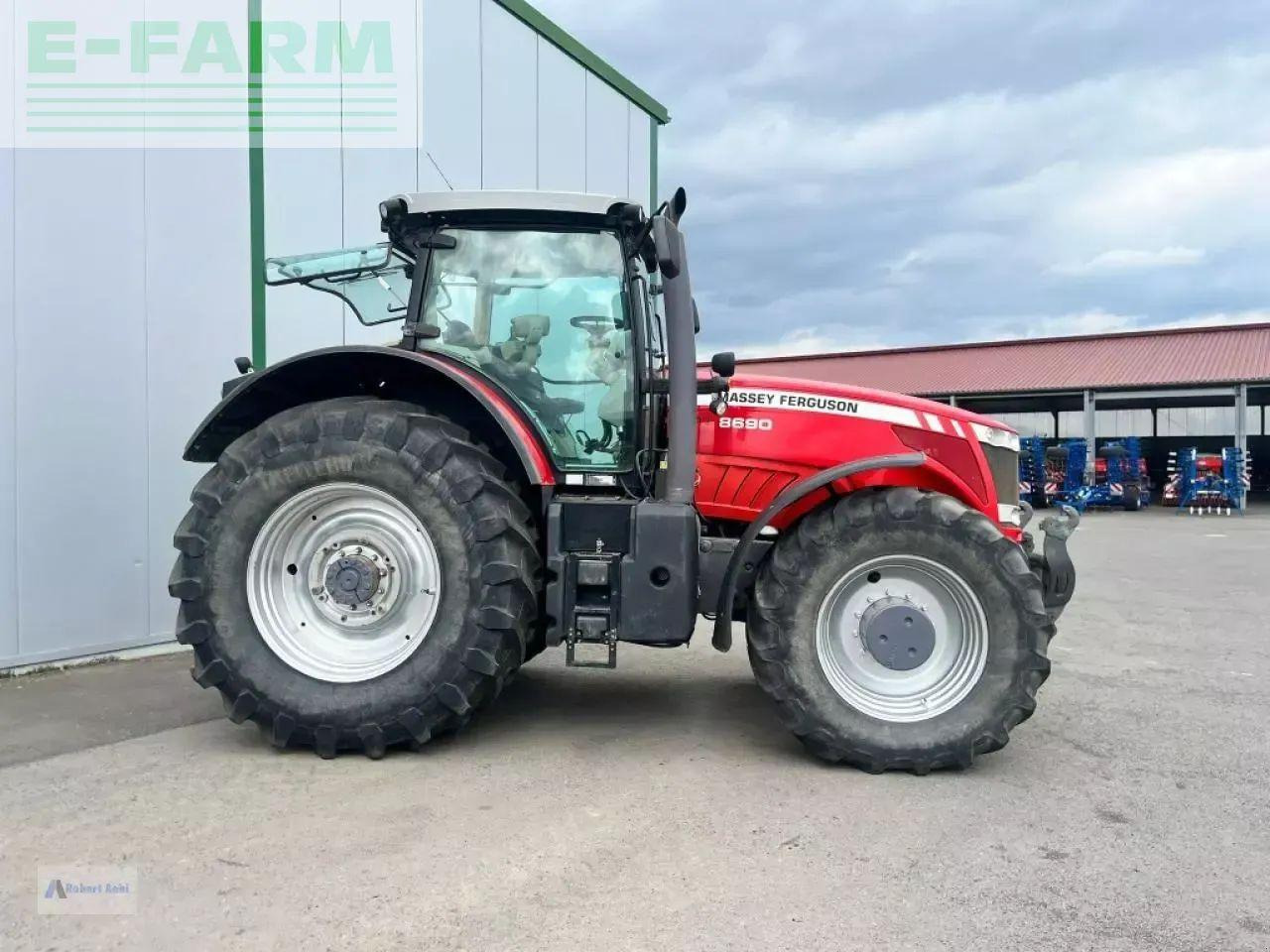 Massey Ferguson 8690 - Farm tractor: picture 4 Massey Ferguson 8690 - Farm tractor: picture 4