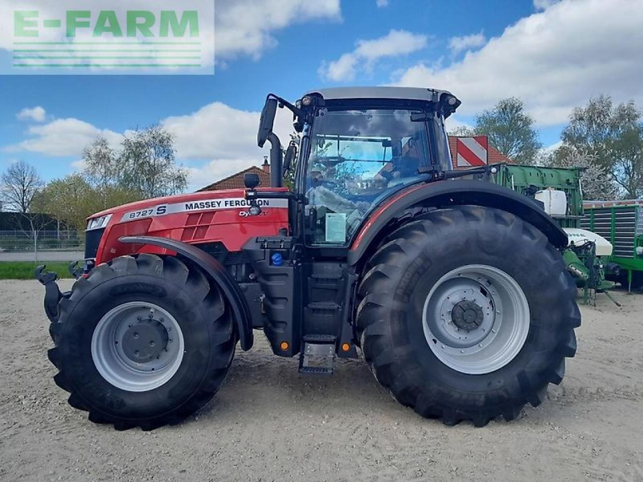 Massey Ferguson 8727 dvt exclusive Exclusive - Farm tractor: picture 1 Massey Ferguson 8727 dvt exclusive Exclusive - Farm tractor: picture 1