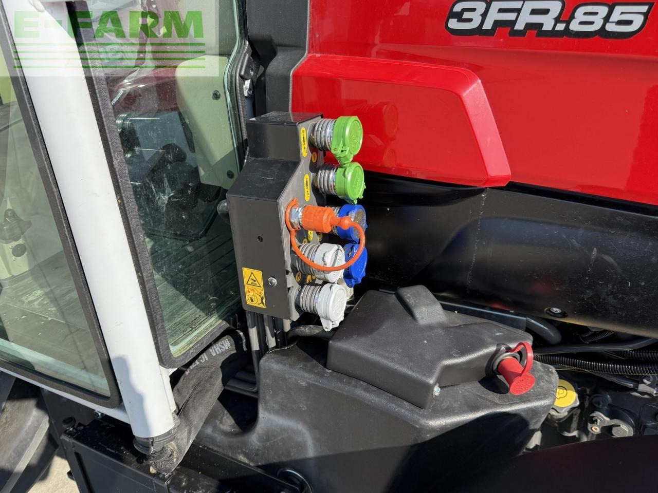 Massey Ferguson mf 3fr.85 - Farm tractor: picture 4 Massey Ferguson mf 3fr.85 - Farm tractor: picture 4