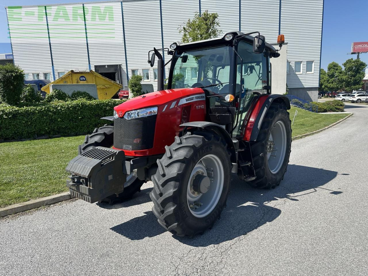 Massey Ferguson mf 5710 - Farm tractor: picture 1 Massey Ferguson mf 5710 - Farm tractor: picture 1