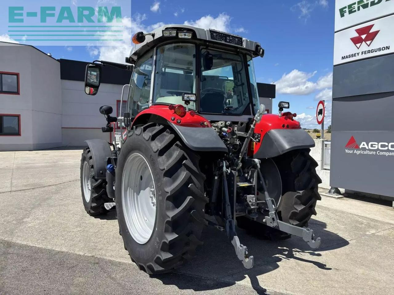 Massey Ferguson mf 5s.115 dyna-6 efficient Efficient - Farm tractor: picture 5 Massey Ferguson mf 5s.115 dyna-6 efficient Efficient - Farm tractor: picture 5