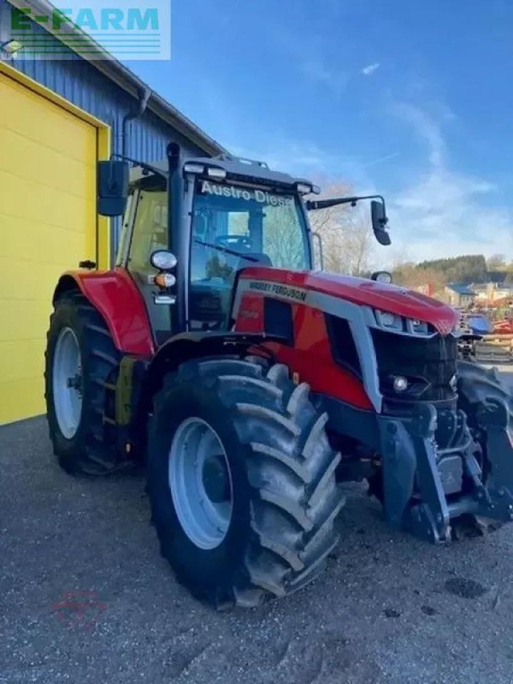 Farm tractor Massey Ferguson mf 7s.210: picture 11