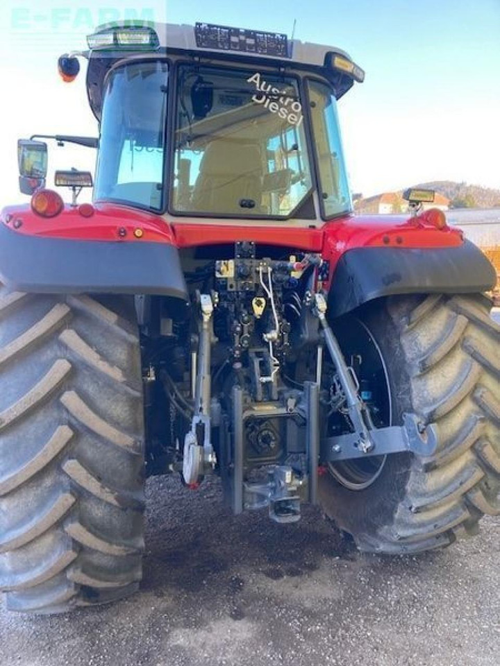 Massey Ferguson mf 7s.210 - Farm tractor: picture 3 Massey Ferguson mf 7s.210 - Farm tractor: picture 3