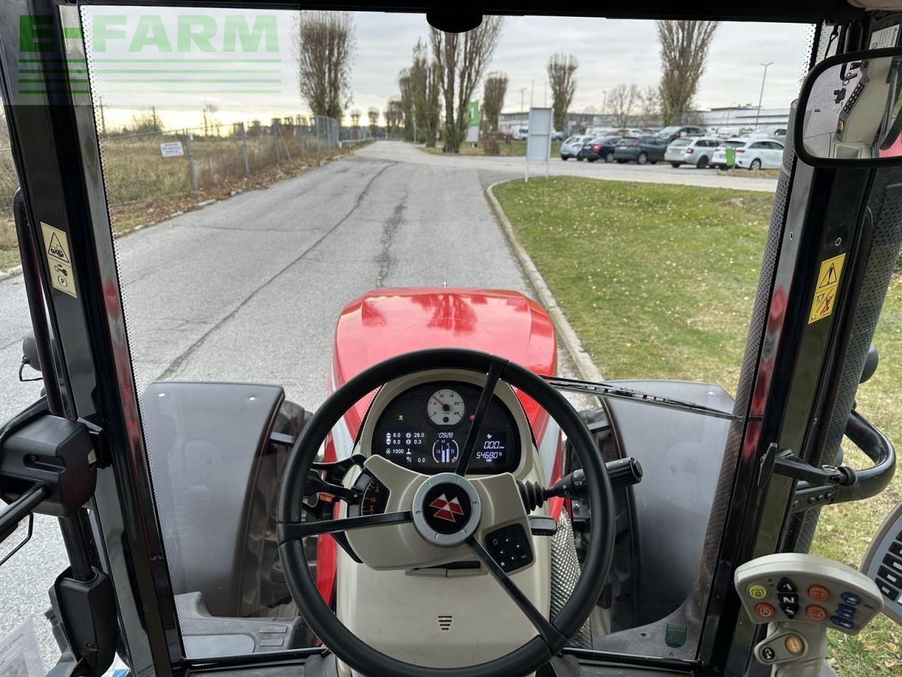 Massey Ferguson mf 8737 - Farm tractor: picture 3 Massey Ferguson mf 8737 - Farm tractor: picture 3