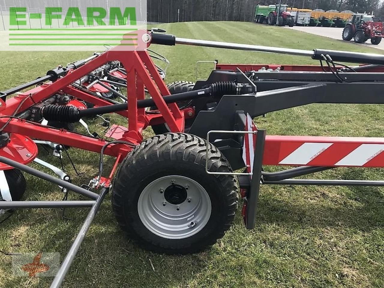 Tedder/ Rake Massey Ferguson mf td 1310 x trc / lotus 1250 profi: picture 11 Tedder/ Rake Massey Ferguson mf td 1310 x trc / lotus 1250 profi: picture 11