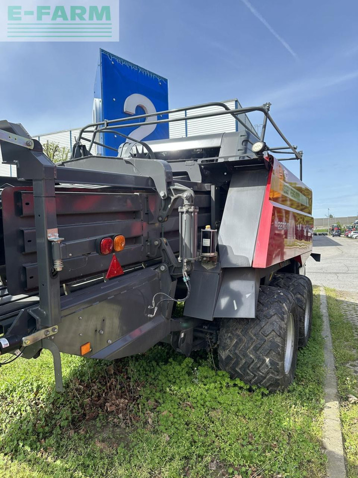 Massey Ferguson quaderballenpresse massey ferguson 2270 xdtc - Square baler: picture 5 Massey Ferguson quaderballenpresse massey ferguson 2270 xdtc - Square baler: picture 5