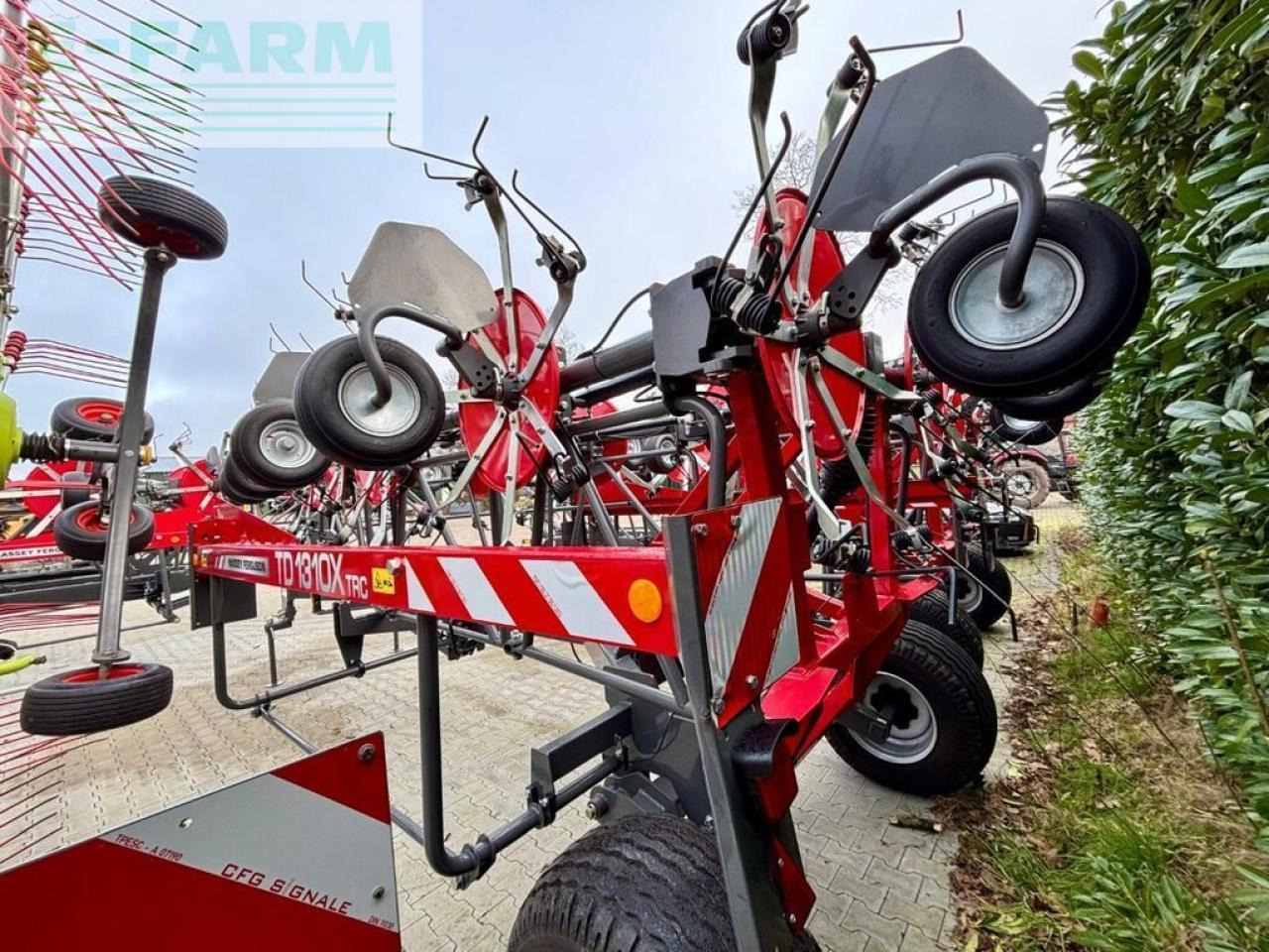 Massey Ferguson td 1310 x trc, wie neu ! - Tedder/ Rake: picture 3 Massey Ferguson td 1310 x trc, wie neu ! - Tedder/ Rake: picture 3