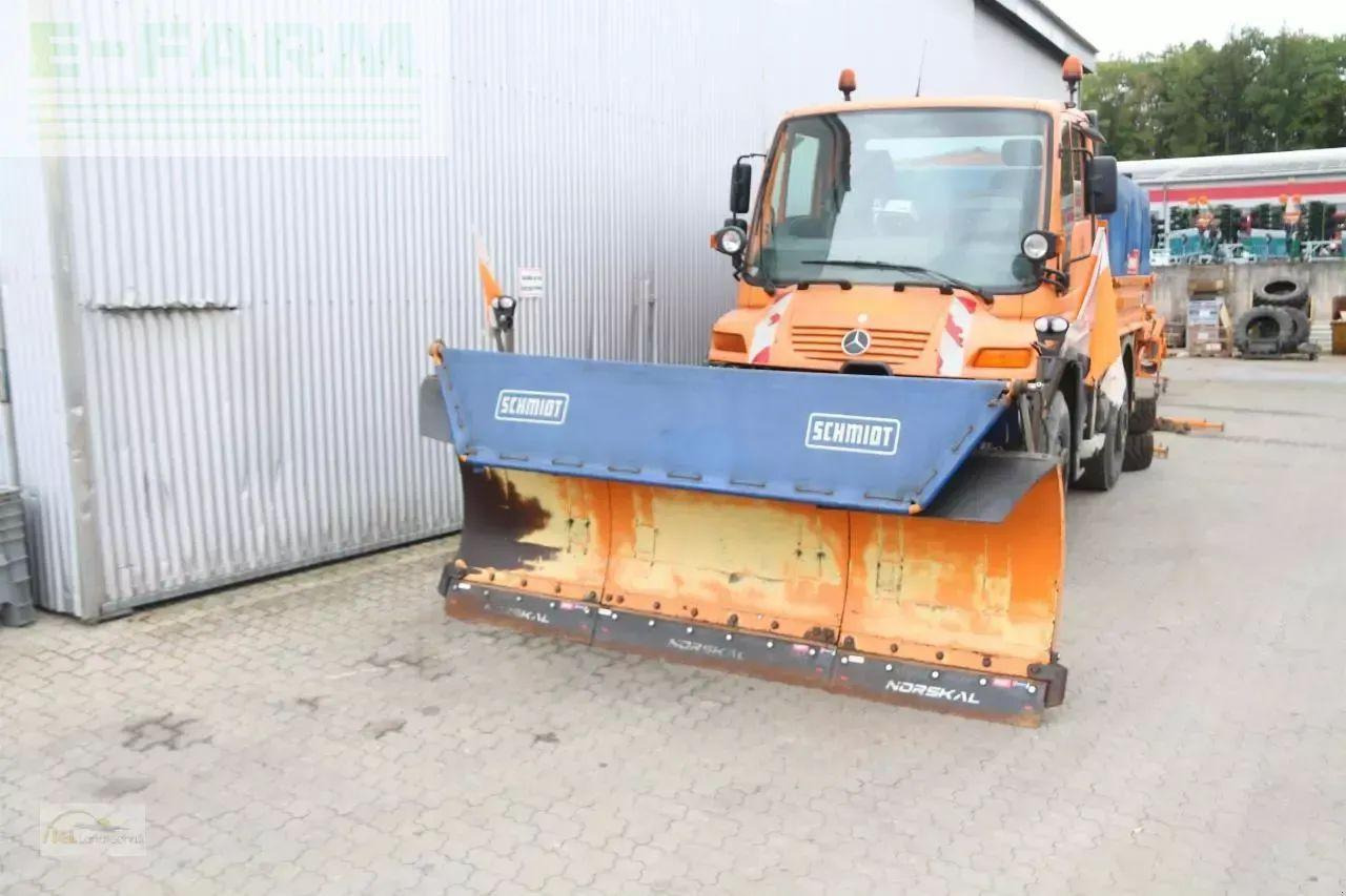 Mercedes-Benz unimog u 400 - Farm tractor: picture 2 Mercedes-Benz unimog u 400 - Farm tractor: picture 2