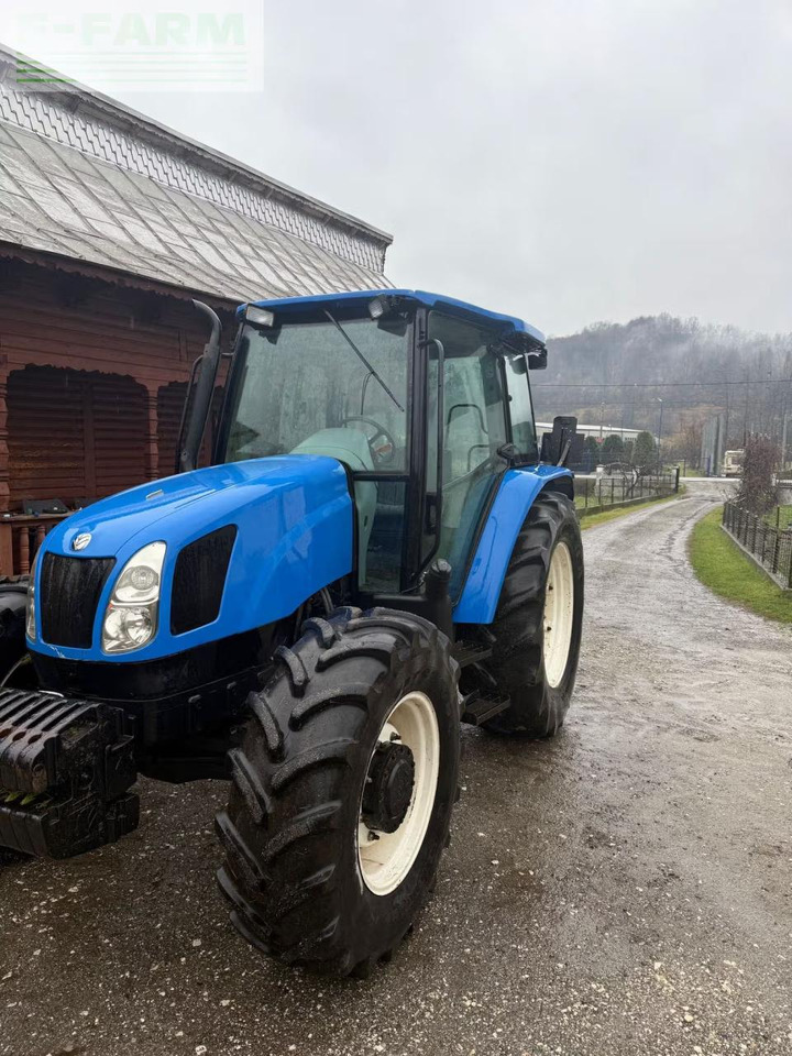 Farm tractor New Holland T5060: picture 16 Farm tractor New Holland T5060: picture 16