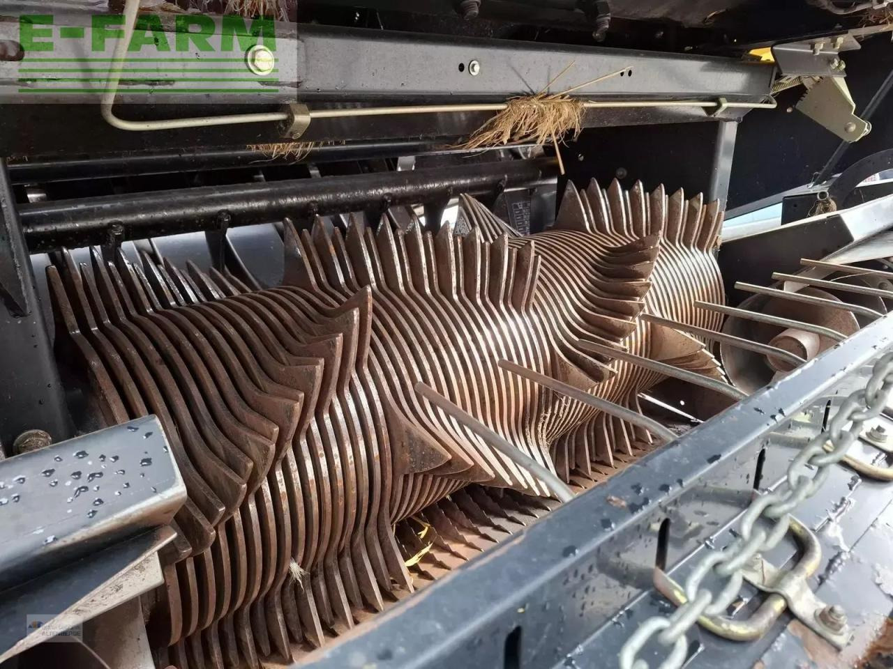 New Holland bb 9070 - Square baler: picture 5 New Holland bb 9070 - Square baler: picture 5