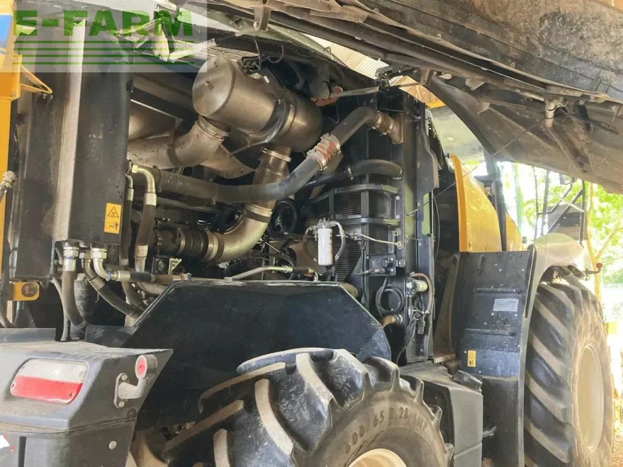 New Holland fr 480 - Forage harvester: picture 4 New Holland fr 480 - Forage harvester: picture 4