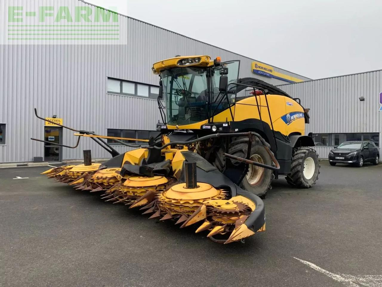 New Holland fr 600 - Forage harvester: picture 1 New Holland fr 600 - Forage harvester: picture 1