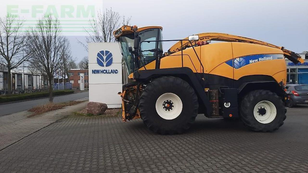 New Holland fr9060 / fr 9060 - Forage harvester: picture 1 New Holland fr9060 / fr 9060 - Forage harvester: picture 1
