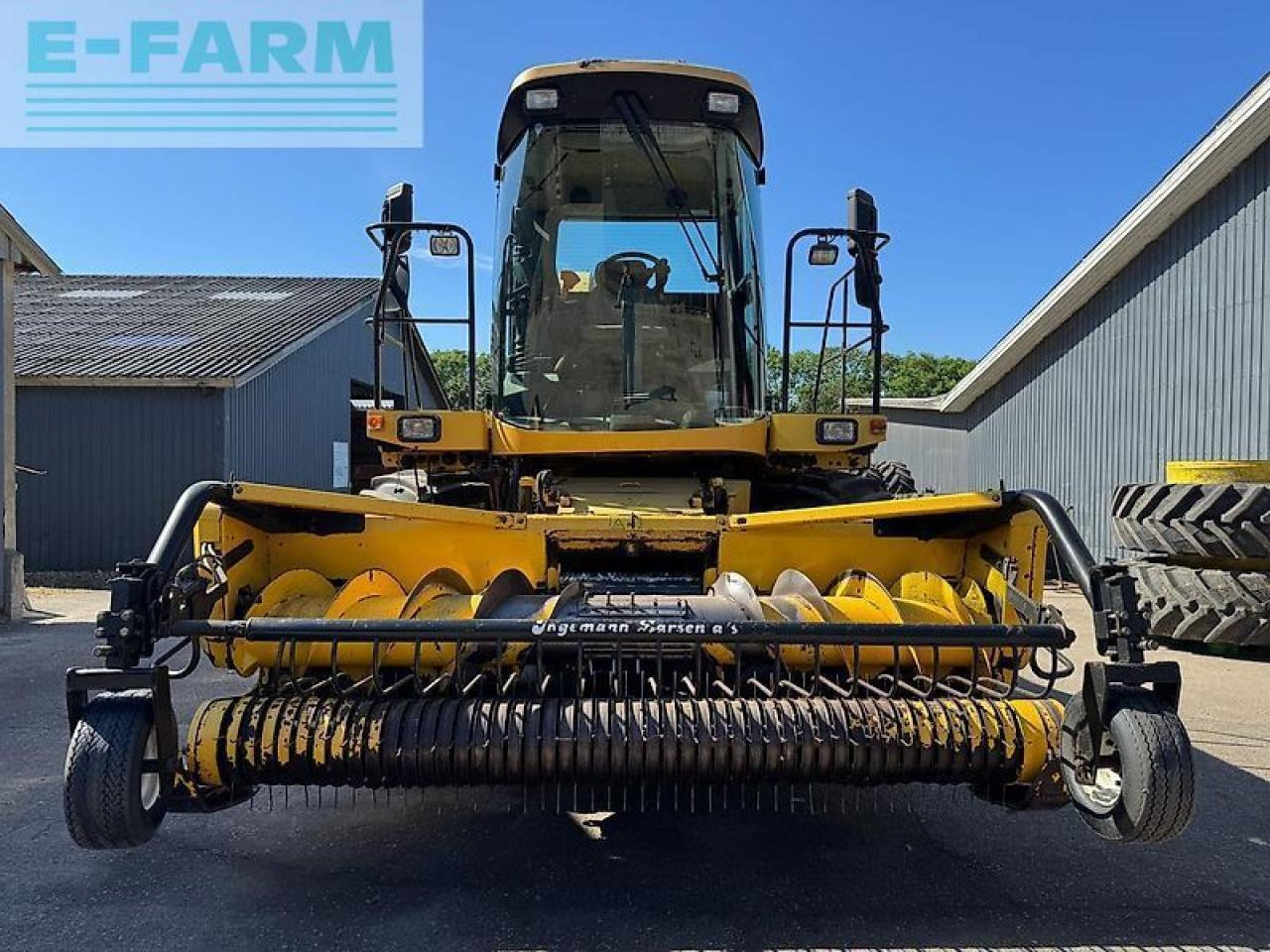 New Holland fx38 - Forage harvester: picture 2 New Holland fx38 - Forage harvester: picture 2