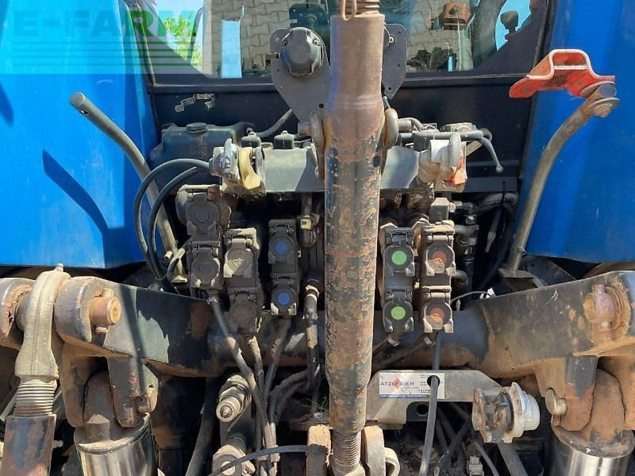 New Holland gebr. tvt 190 traktor - Farm tractor: picture 4 New Holland gebr. tvt 190 traktor - Farm tractor: picture 4