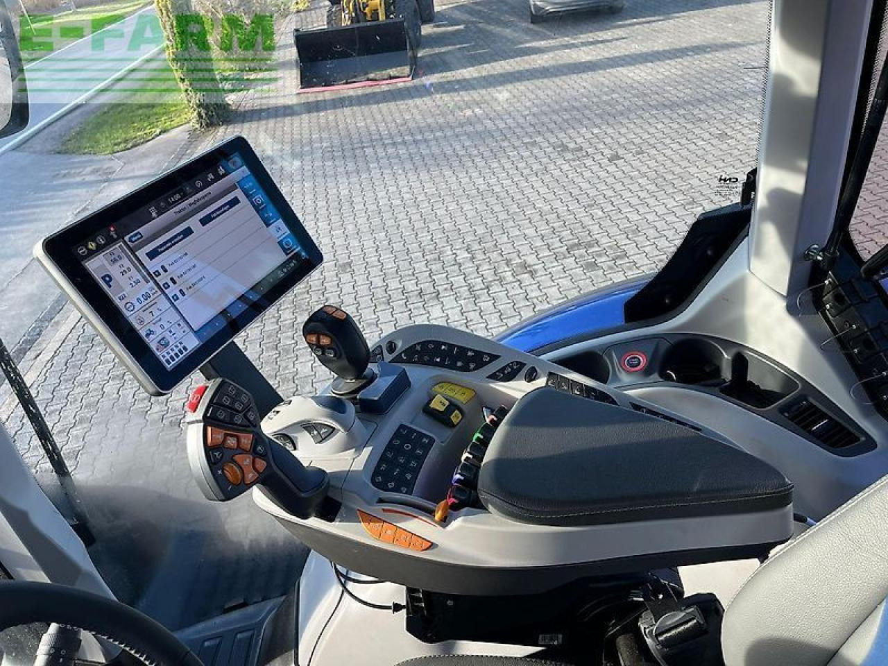 Farm tractor New Holland t 7.315 ac hd: picture 11