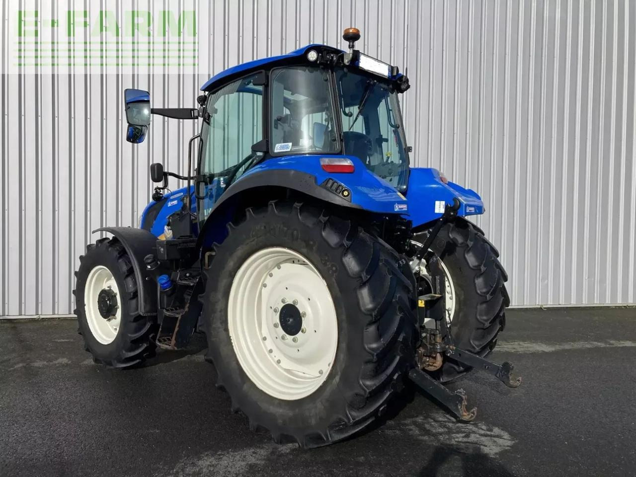 New Holland t5.100 evolution - Farm tractor: picture 4 New Holland t5.100 evolution - Farm tractor: picture 4