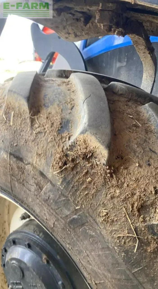 New Holland t6.175 - Farm tractor: picture 5 New Holland t6.175 - Farm tractor: picture 5