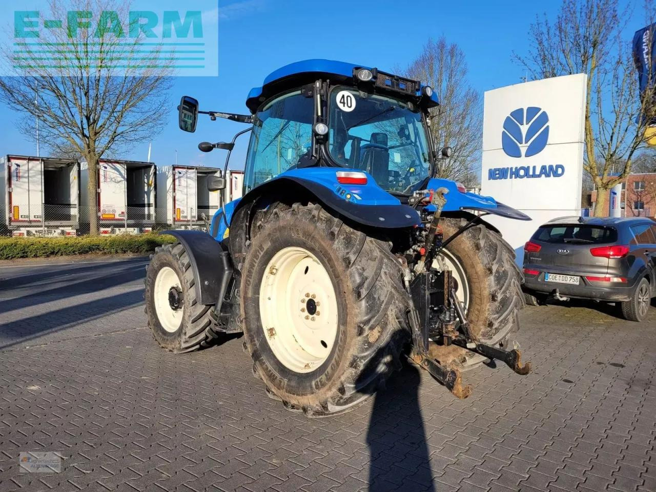 New Holland t6020 elite Elite - Farm tractor: picture 5 New Holland t6020 elite Elite - Farm tractor: picture 5