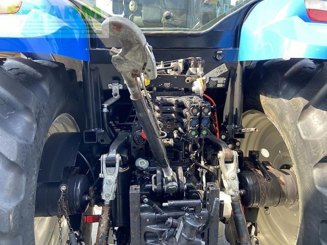 Farm tractor New Holland t6050 elite Elite: picture 6