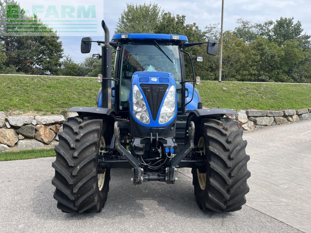 New Holland t6090 range & power command - Farm tractor: picture 3 New Holland t6090 range & power command - Farm tractor: picture 3