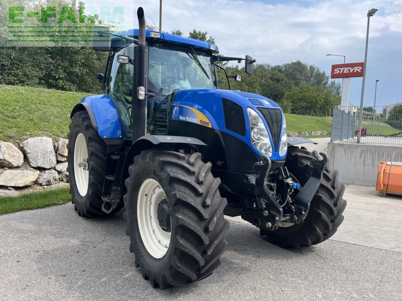 New Holland t6090 range & power command - Farm tractor: picture 4 New Holland t6090 range & power command - Farm tractor: picture 4