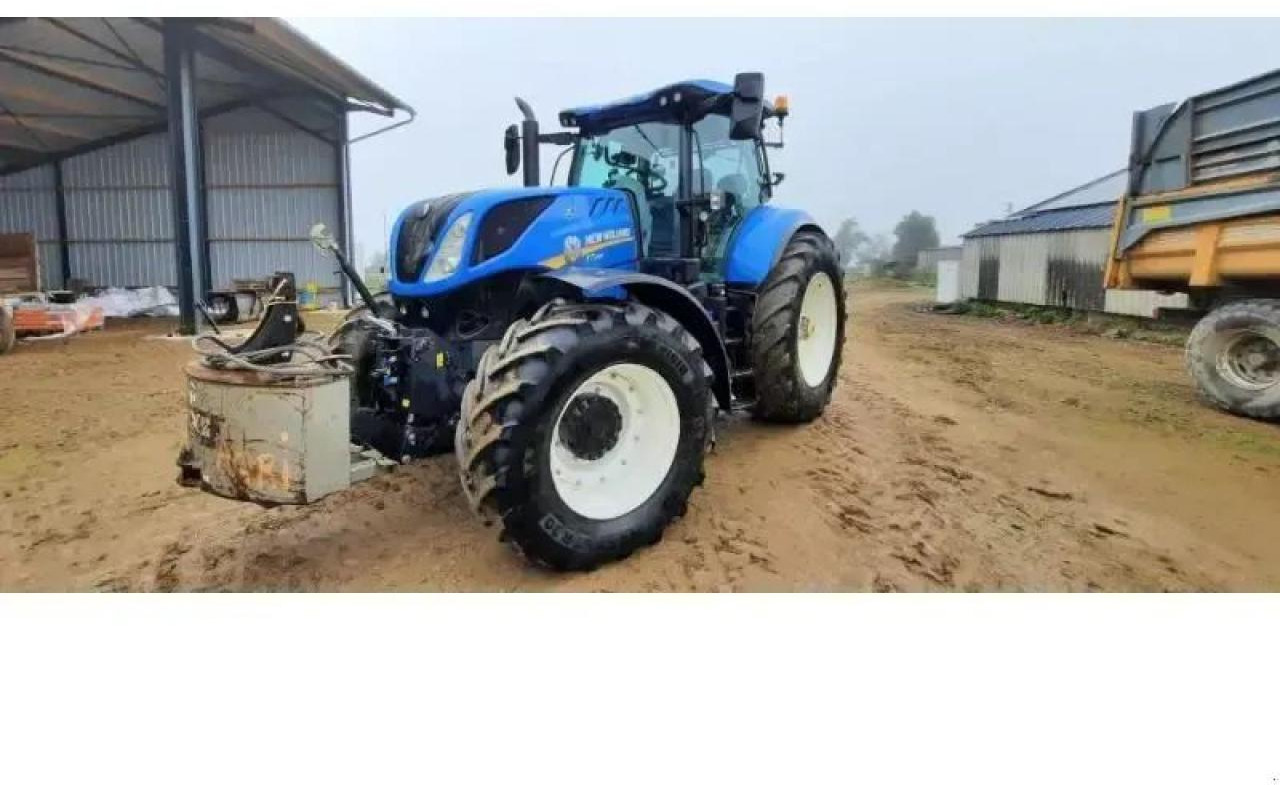 New Holland t7-230pc-sw - Farm tractor: picture 2 New Holland t7-230pc-sw - Farm tractor: picture 2