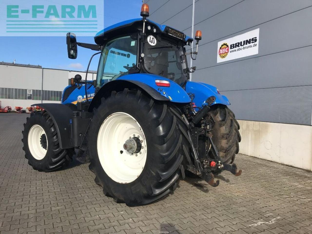 New Holland t7.245 autocommand - Farm tractor: picture 3 New Holland t7.245 autocommand - Farm tractor: picture 3