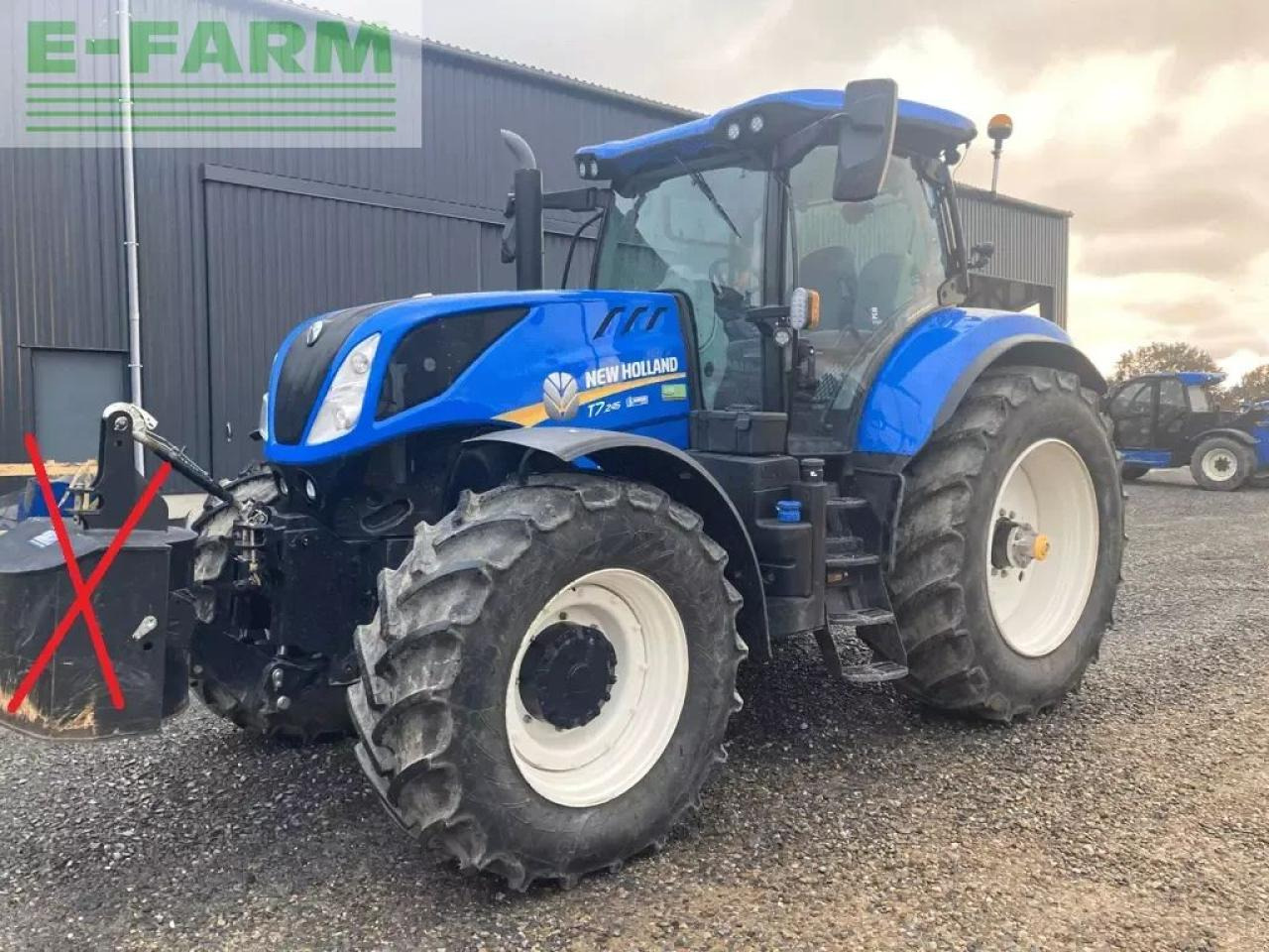 New Holland t7.245 pc s5 - Farm tractor: picture 1 New Holland t7.245 pc s5 - Farm tractor: picture 1