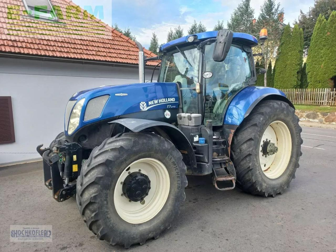 New Holland t7.270 auto command bluepower - Farm tractor: picture 1 New Holland t7.270 auto command bluepower - Farm tractor: picture 1
