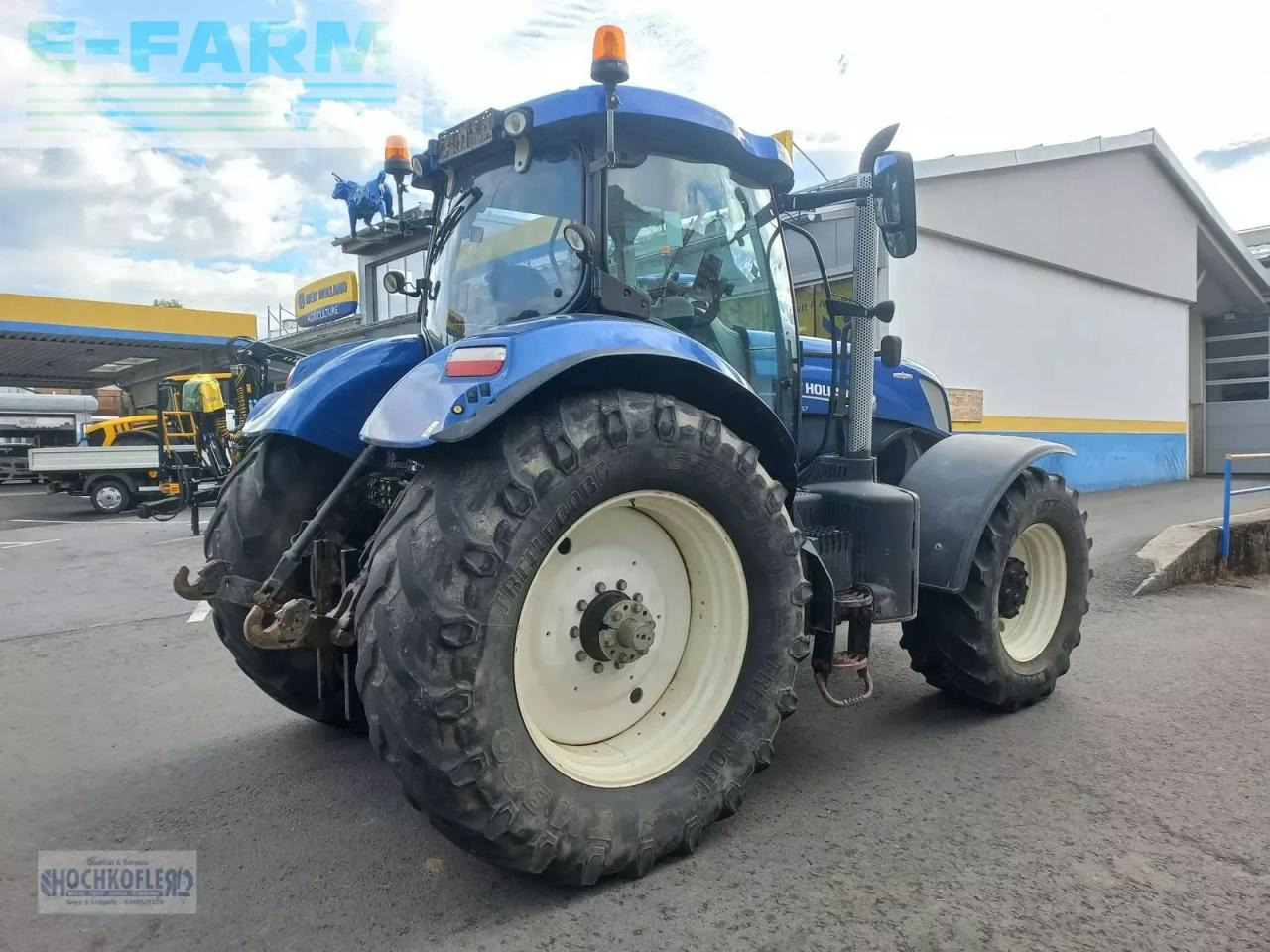 New Holland t7.270 auto command bluepower - Farm tractor: picture 4 New Holland t7.270 auto command bluepower - Farm tractor: picture 4