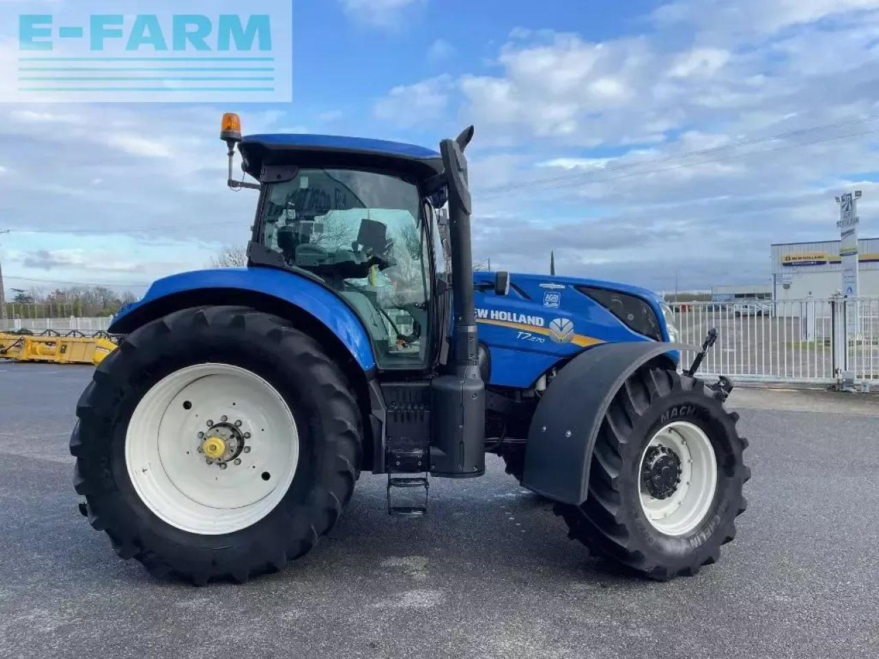 New Holland t7.270 autocommand - Farm tractor: picture 5 New Holland t7.270 autocommand - Farm tractor: picture 5