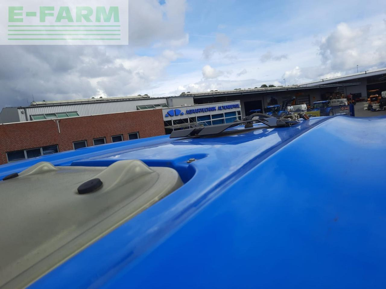 New Holland t7.290 ac heavy duty - Farm tractor: picture 5 New Holland t7.290 ac heavy duty - Farm tractor: picture 5