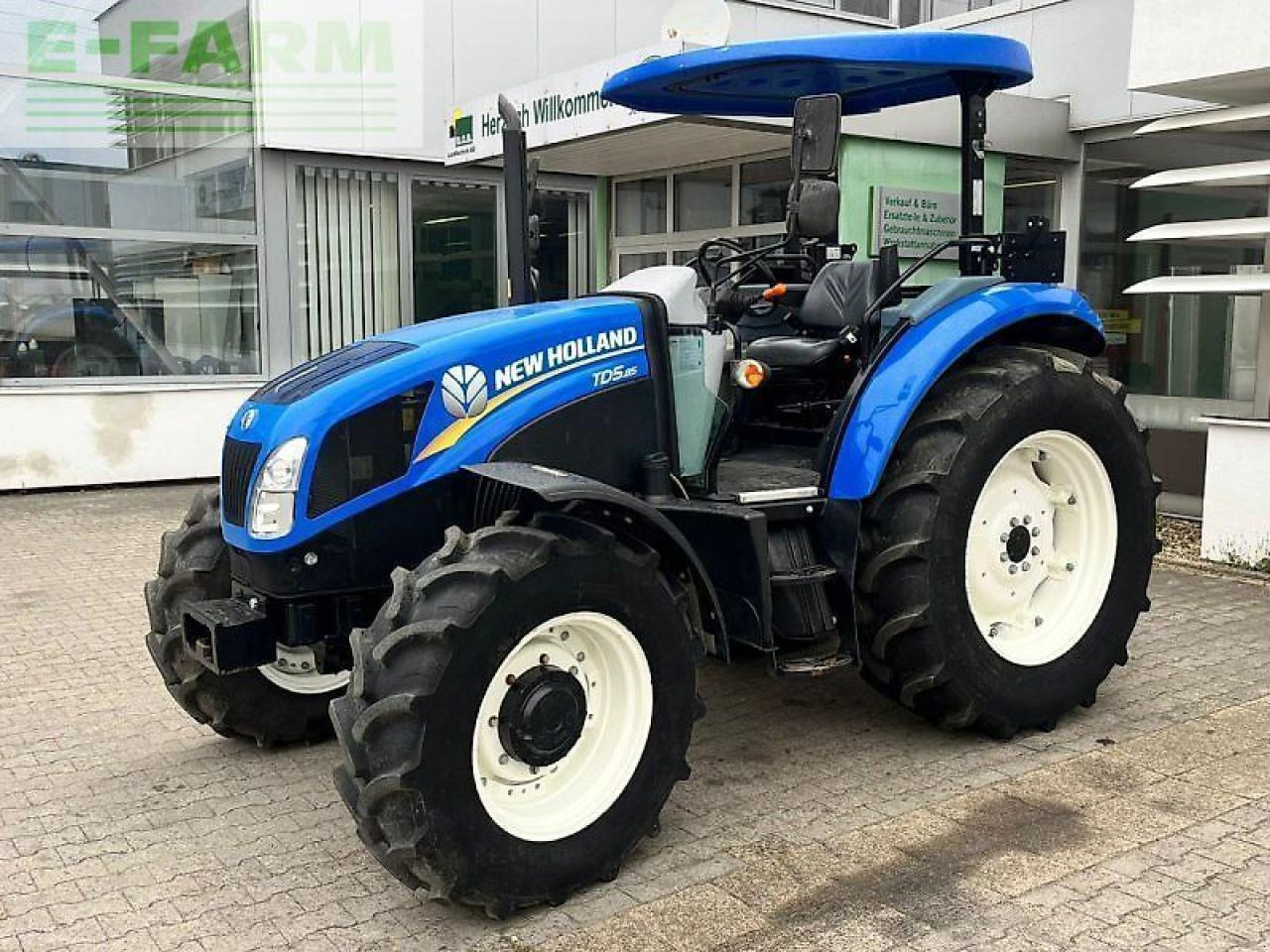 New Holland td 5.85 - Farm tractor: picture 1 New Holland td 5.85 - Farm tractor: picture 1