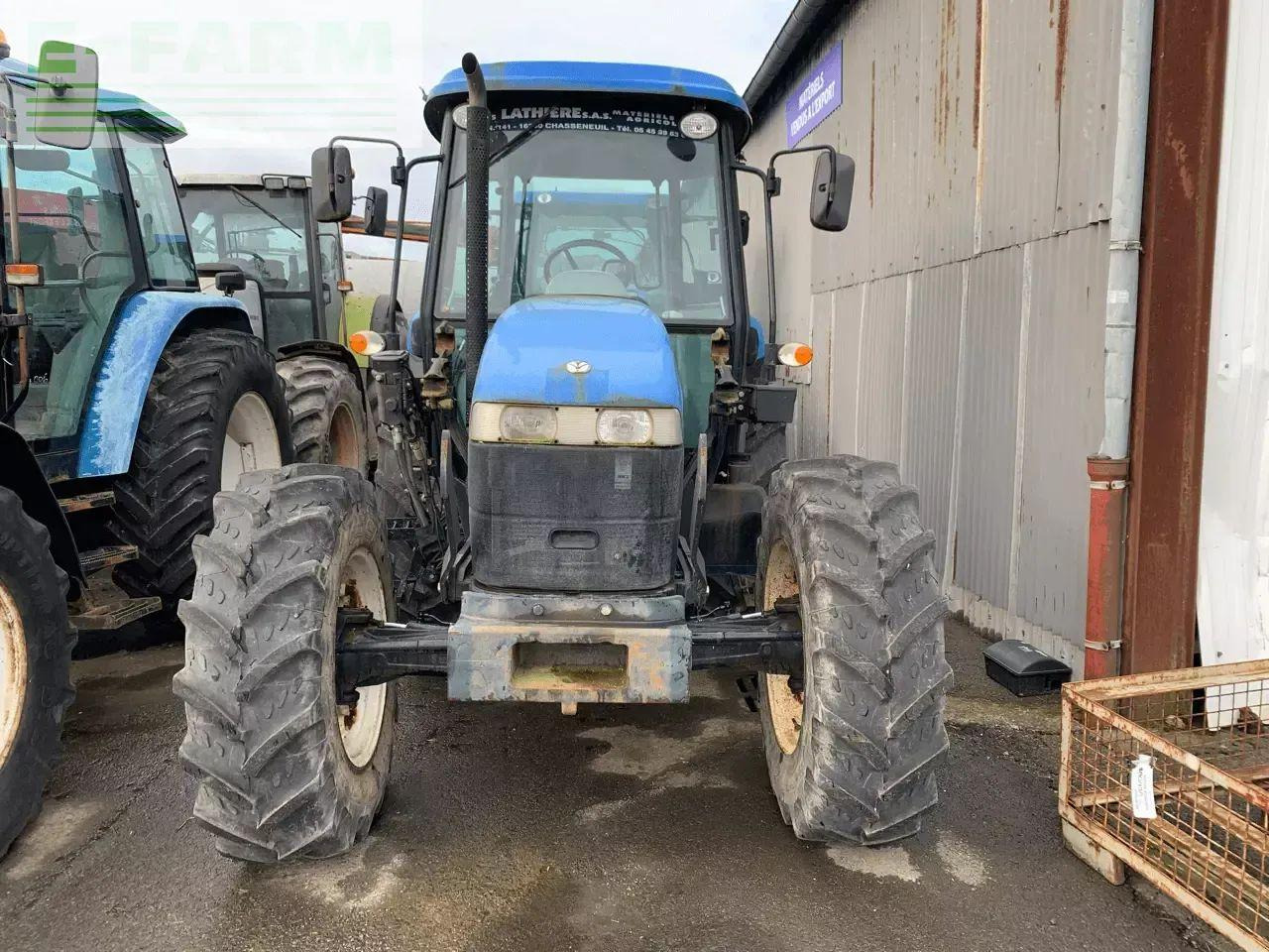 New Holland td5040 - Farm tractor: picture 5 New Holland td5040 - Farm tractor: picture 5
