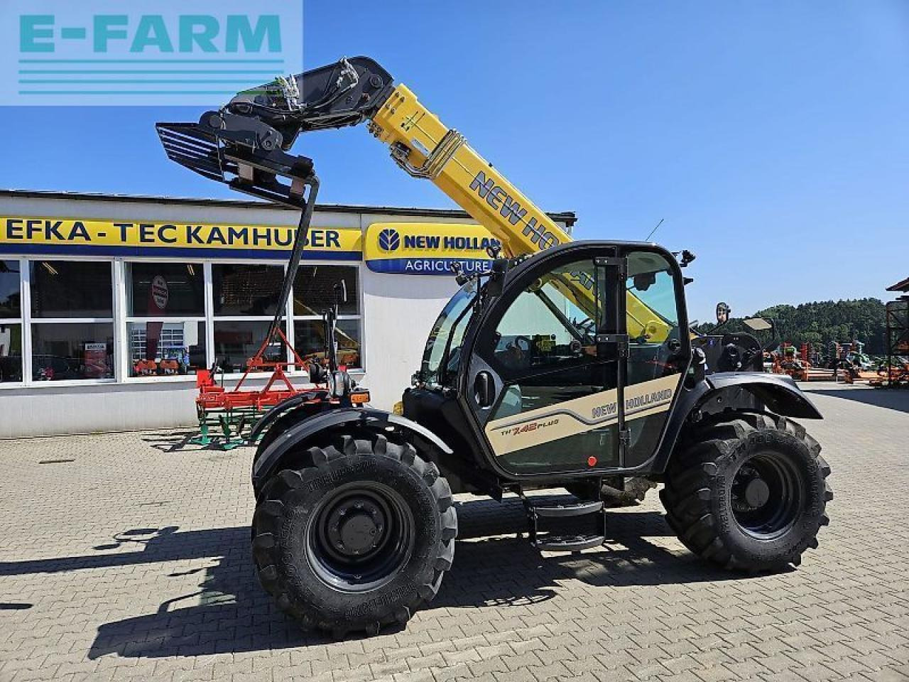 New Holland th 7.42 plus - Telescopic handler: picture 4 New Holland th 7.42 plus - Telescopic handler: picture 4