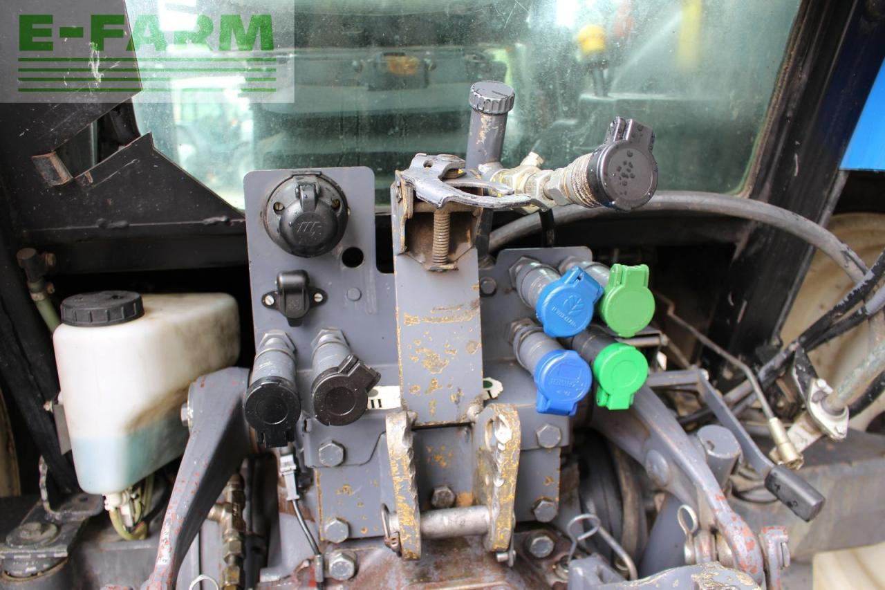 New Holland tl 80 - Farm tractor: picture 5 New Holland tl 80 - Farm tractor: picture 5