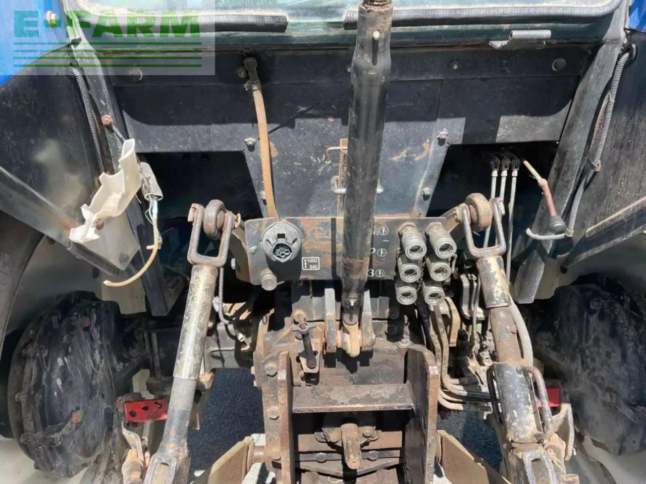 New Holland tracteur agricole td85d new holland D - Farm tractor: picture 3 New Holland tracteur agricole td85d new holland D - Farm tractor: picture 3