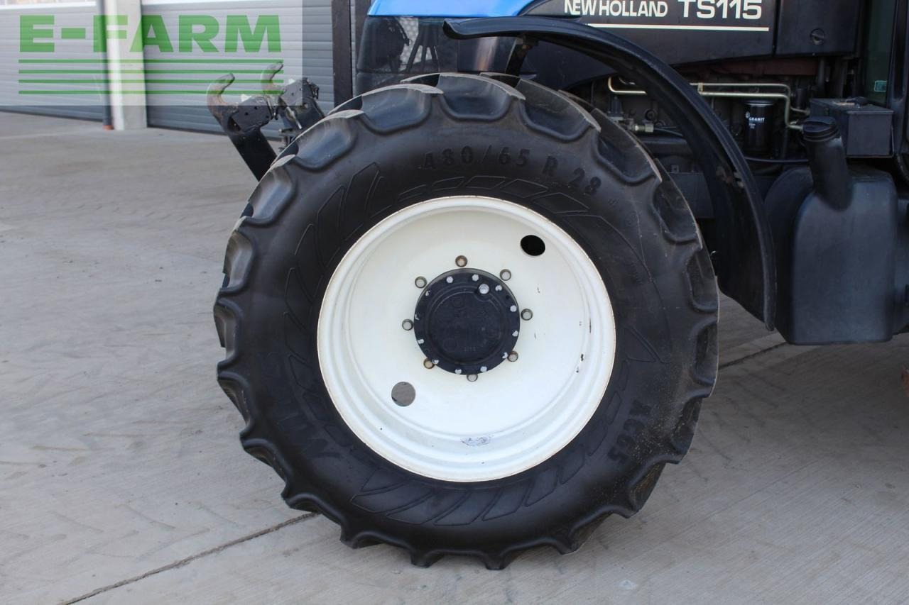 Farm tractor New Holland ts115: picture 10