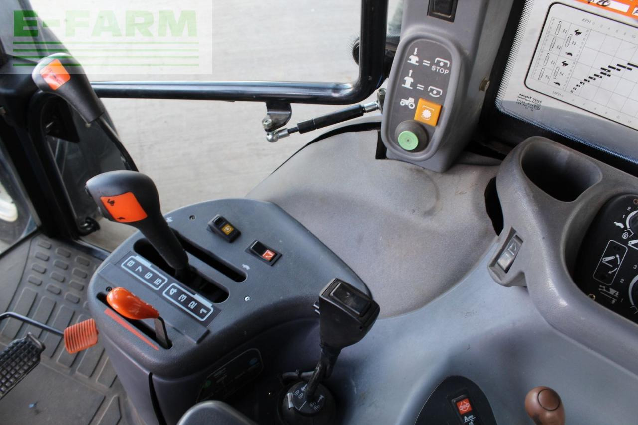 Farm tractor New Holland ts115: picture 24