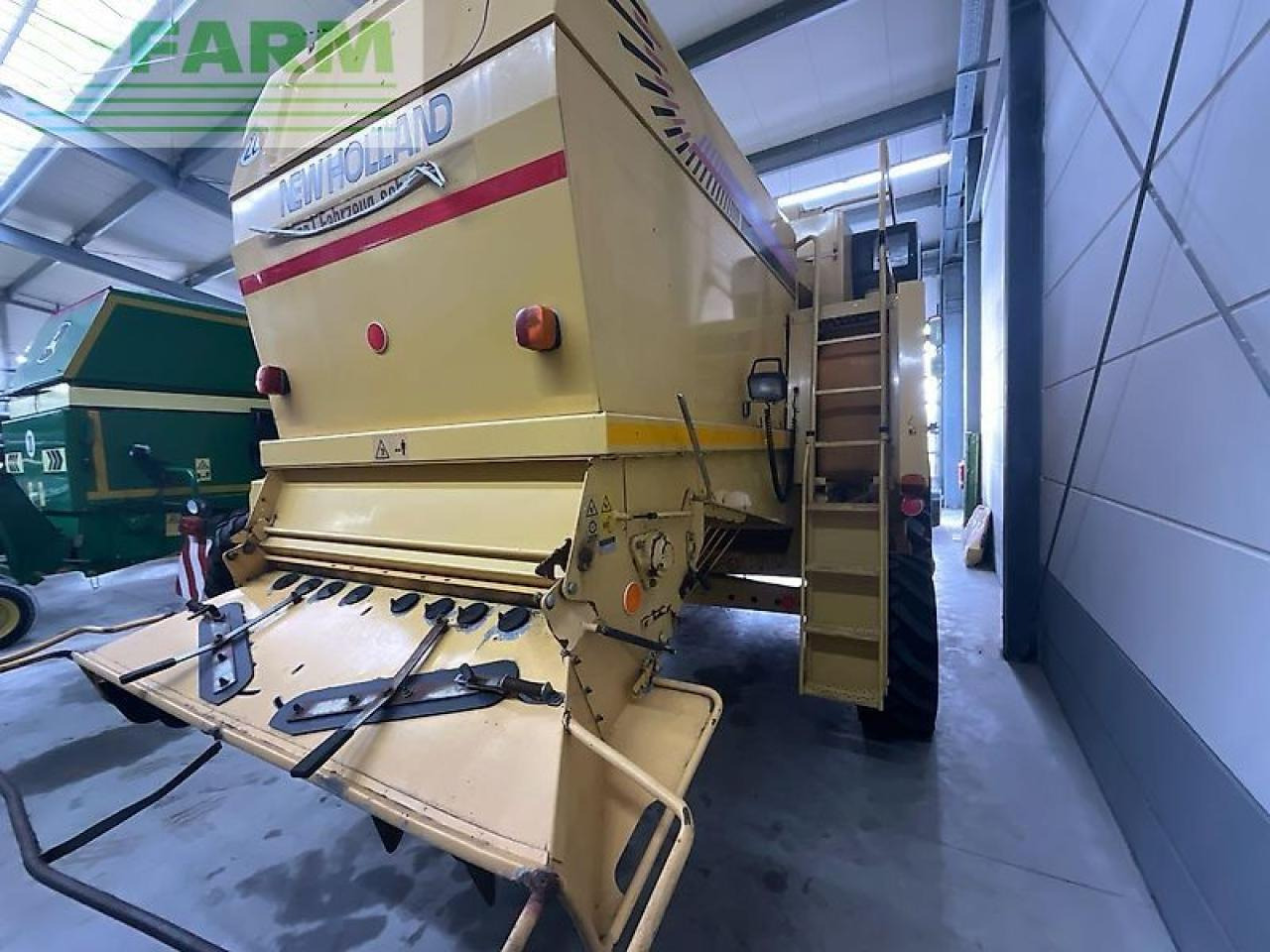 New Holland tx 65 - Combine harvester: picture 4 New Holland tx 65 - Combine harvester: picture 4