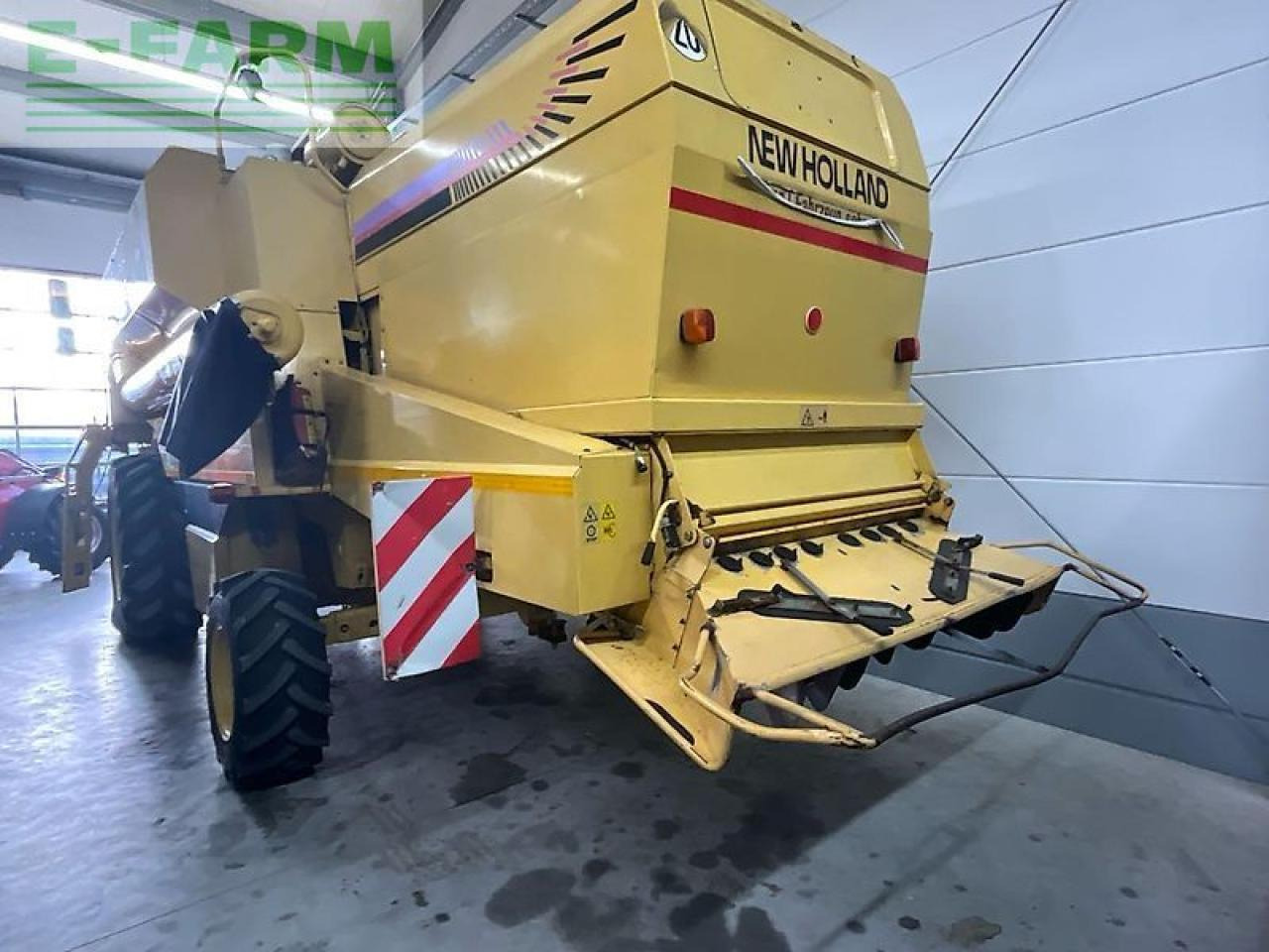 New Holland tx 65 - Combine harvester: picture 3 New Holland tx 65 - Combine harvester: picture 3