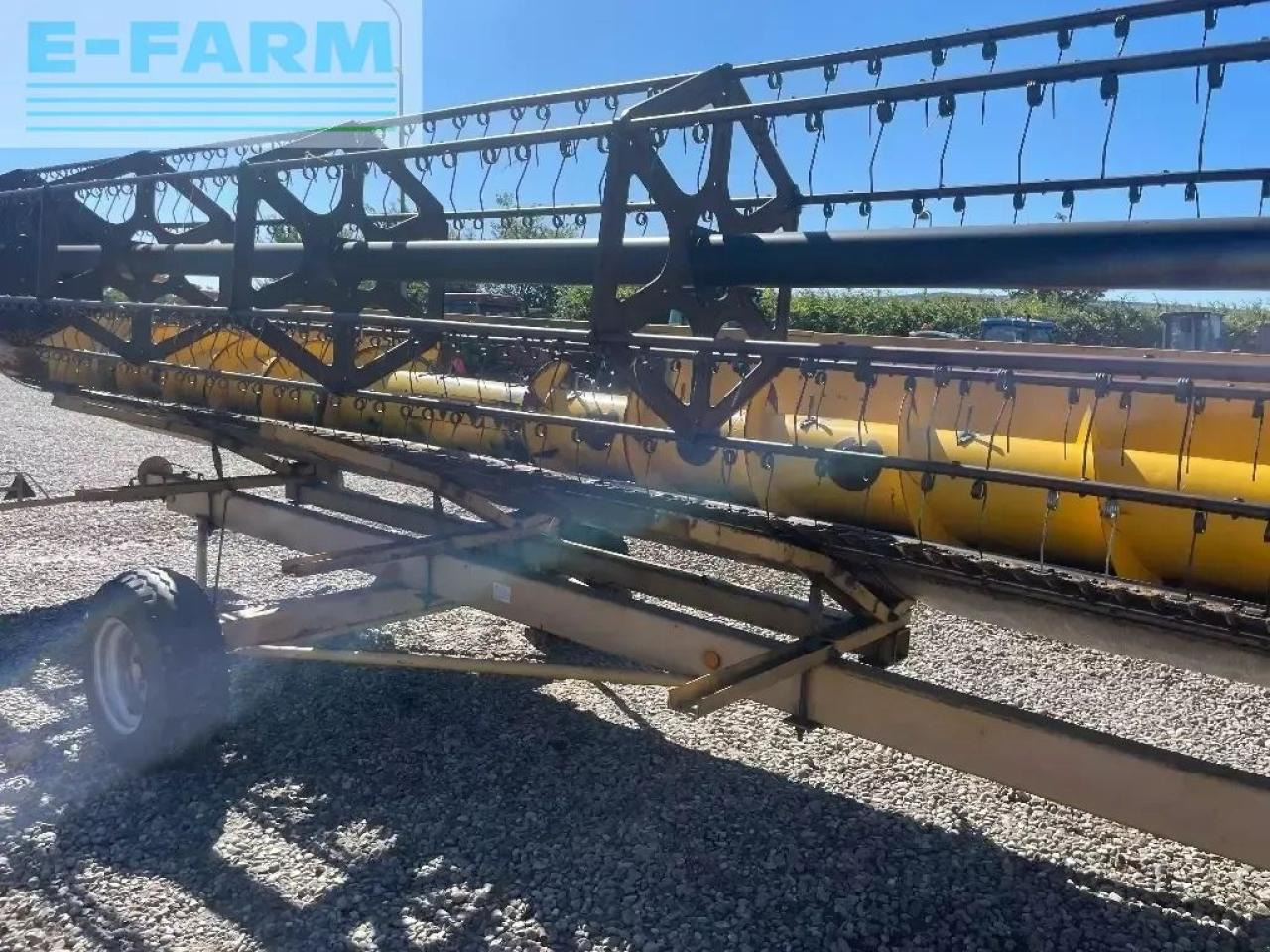 New Holland tx 66 - Combine harvester: picture 2 New Holland tx 66 - Combine harvester: picture 2