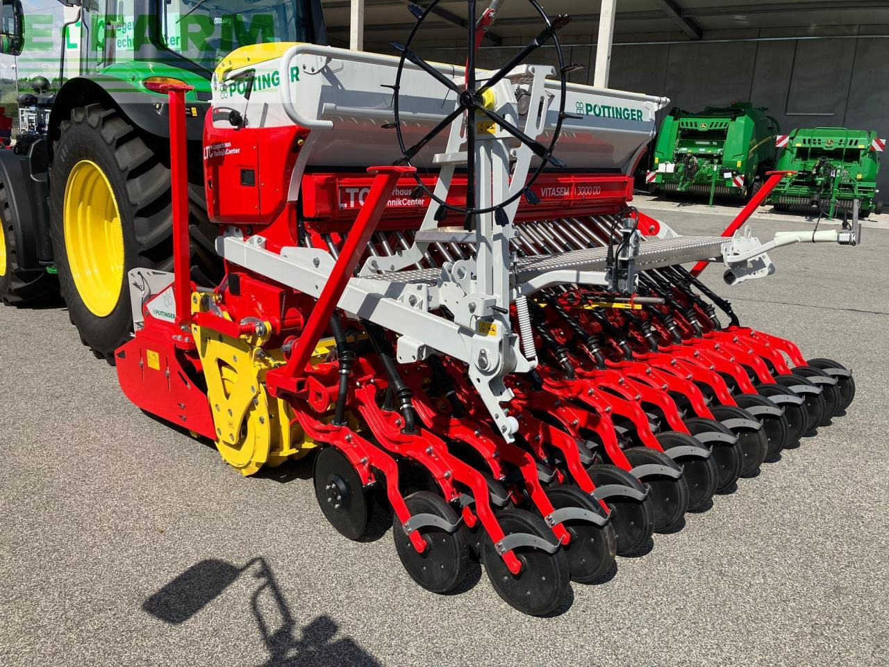 Pöttinger LION 3040 + VITASEM M 3000 ADD - Combine seed drill: picture 5 Pöttinger LION 3040 + VITASEM M 3000 ADD - Combine seed drill: picture 5