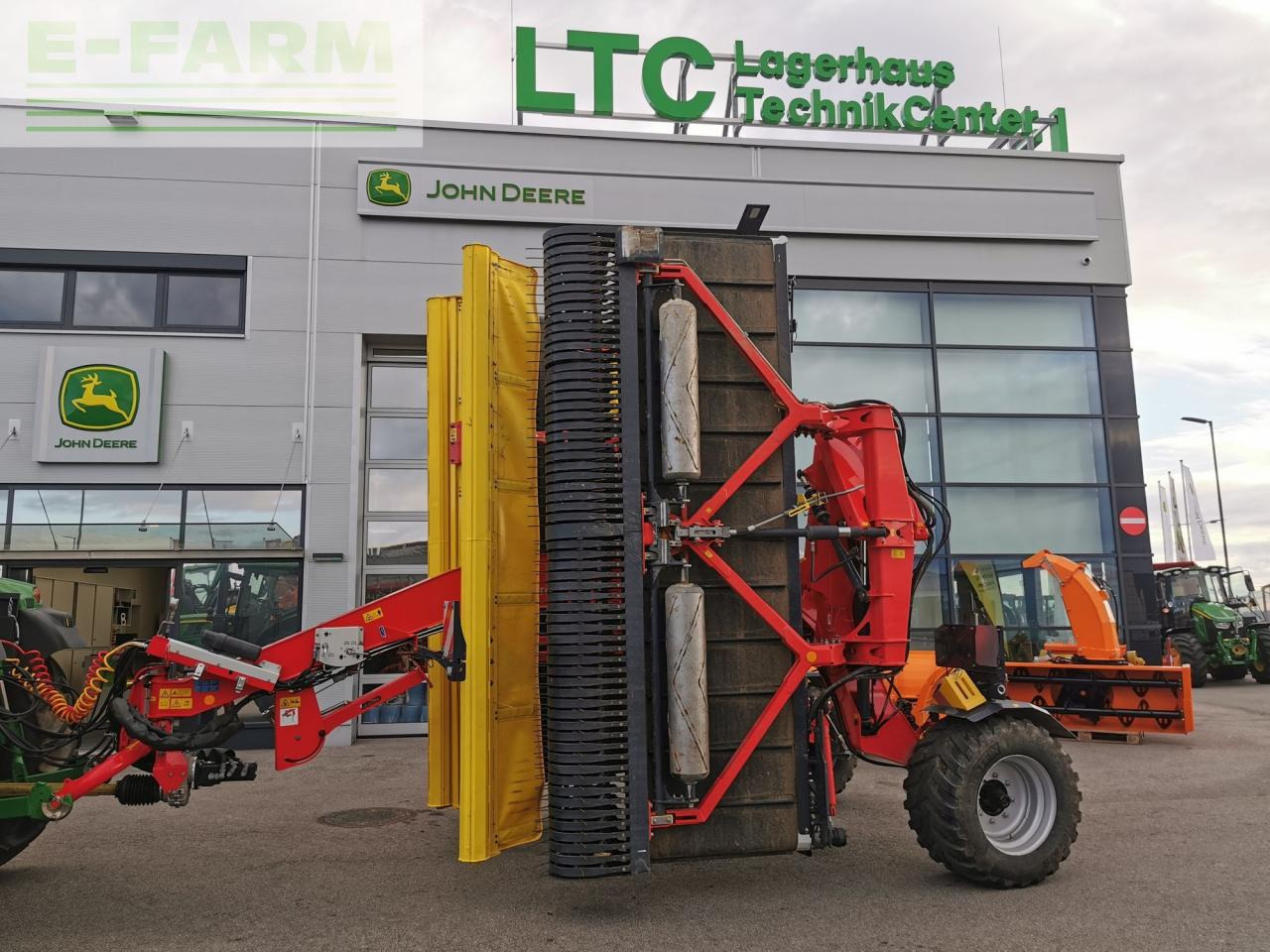 Pöttinger Mergento VT 9220 - Tedder/ Rake: picture 2 Pöttinger Mergento VT 9220 - Tedder/ Rake: picture 2