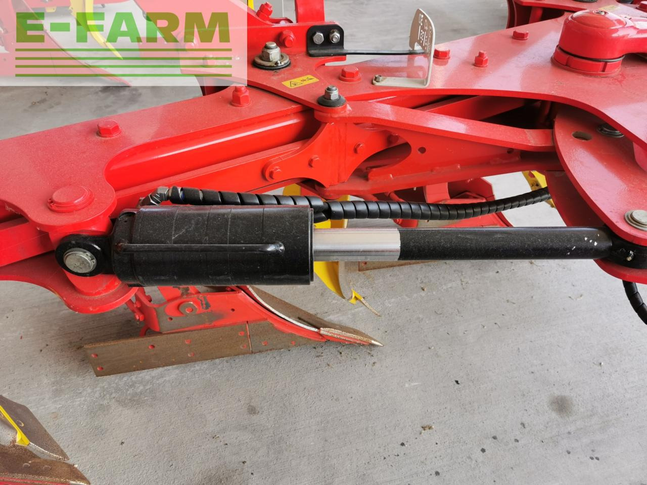 Plough Pöttinger Servo 4000 Plus: picture 11 Plough Pöttinger Servo 4000 Plus: picture 11