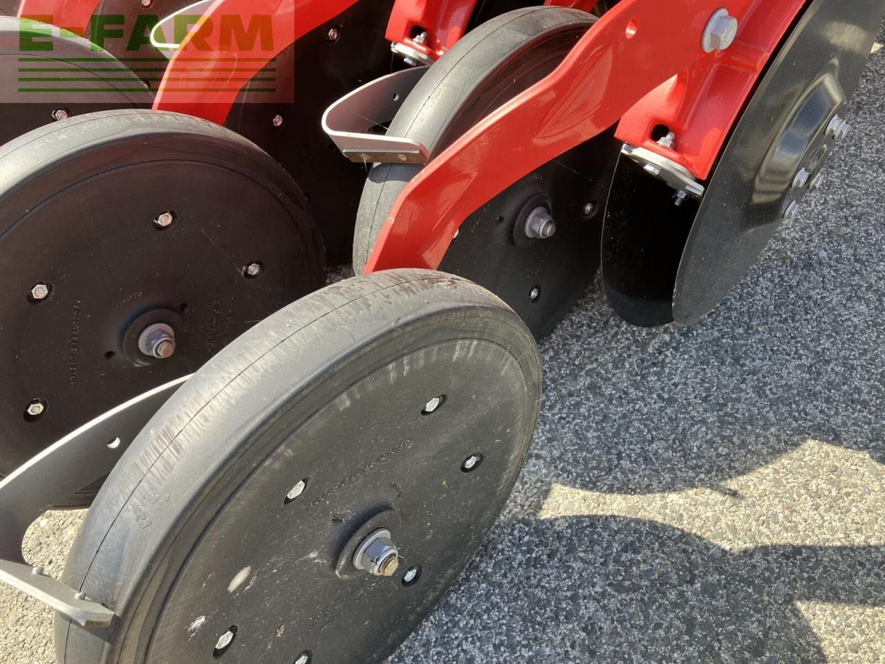 Combine seed drill Pöttinger lion 3040 + vitasem m 3000 add: picture 11