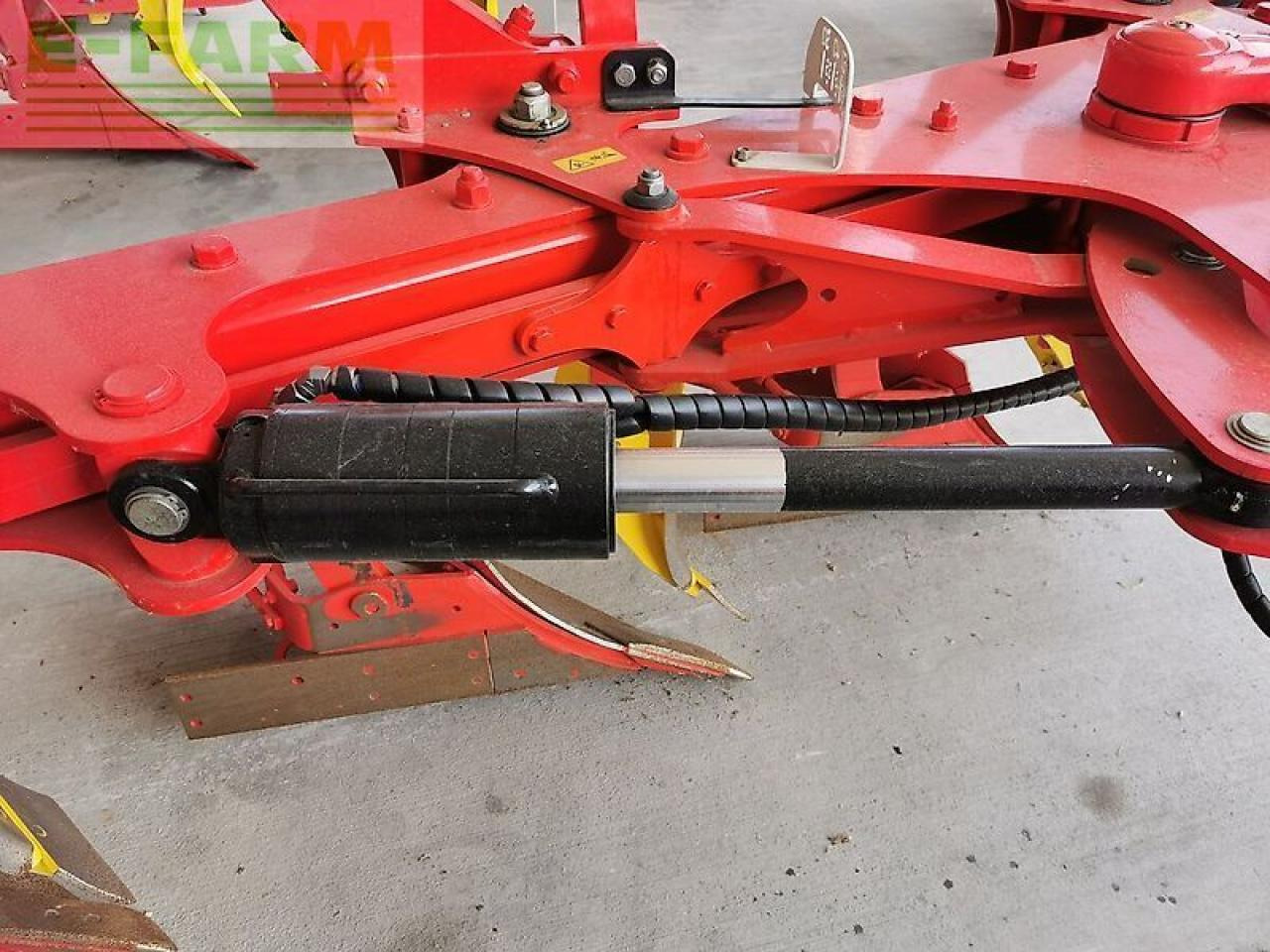 Plough Pöttinger servo 4000 plus: picture 10 Plough Pöttinger servo 4000 plus: picture 10