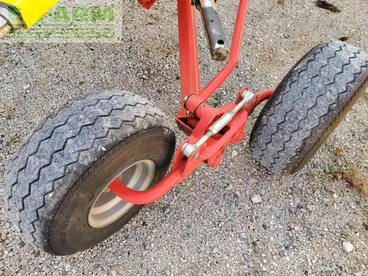 Pöttinger top 611 - Tedder/ Rake: picture 5 Pöttinger top 611 - Tedder/ Rake: picture 5